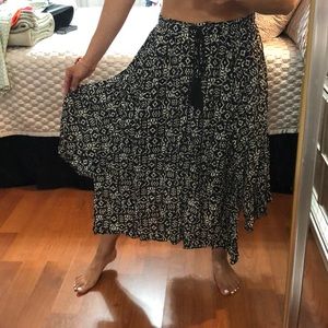 Hollister Skirt